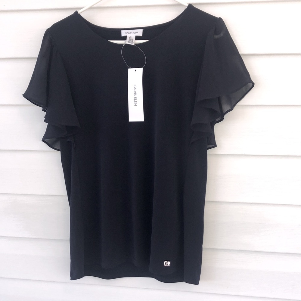Calvin Klein NWT - matte jersey & chiffon round neckline with flutter sleeves